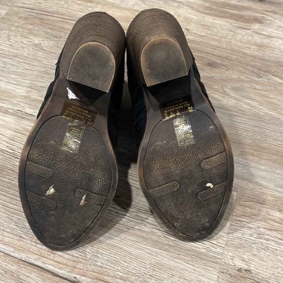 Women’s dress boots. - Picture 4 of 5